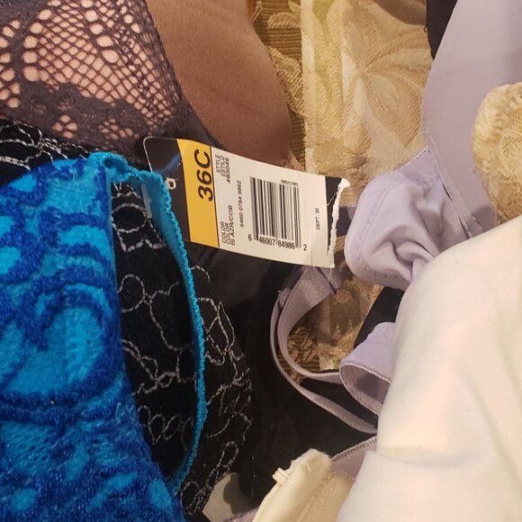 36 C BRAS 24 total - Picture 3 of 6